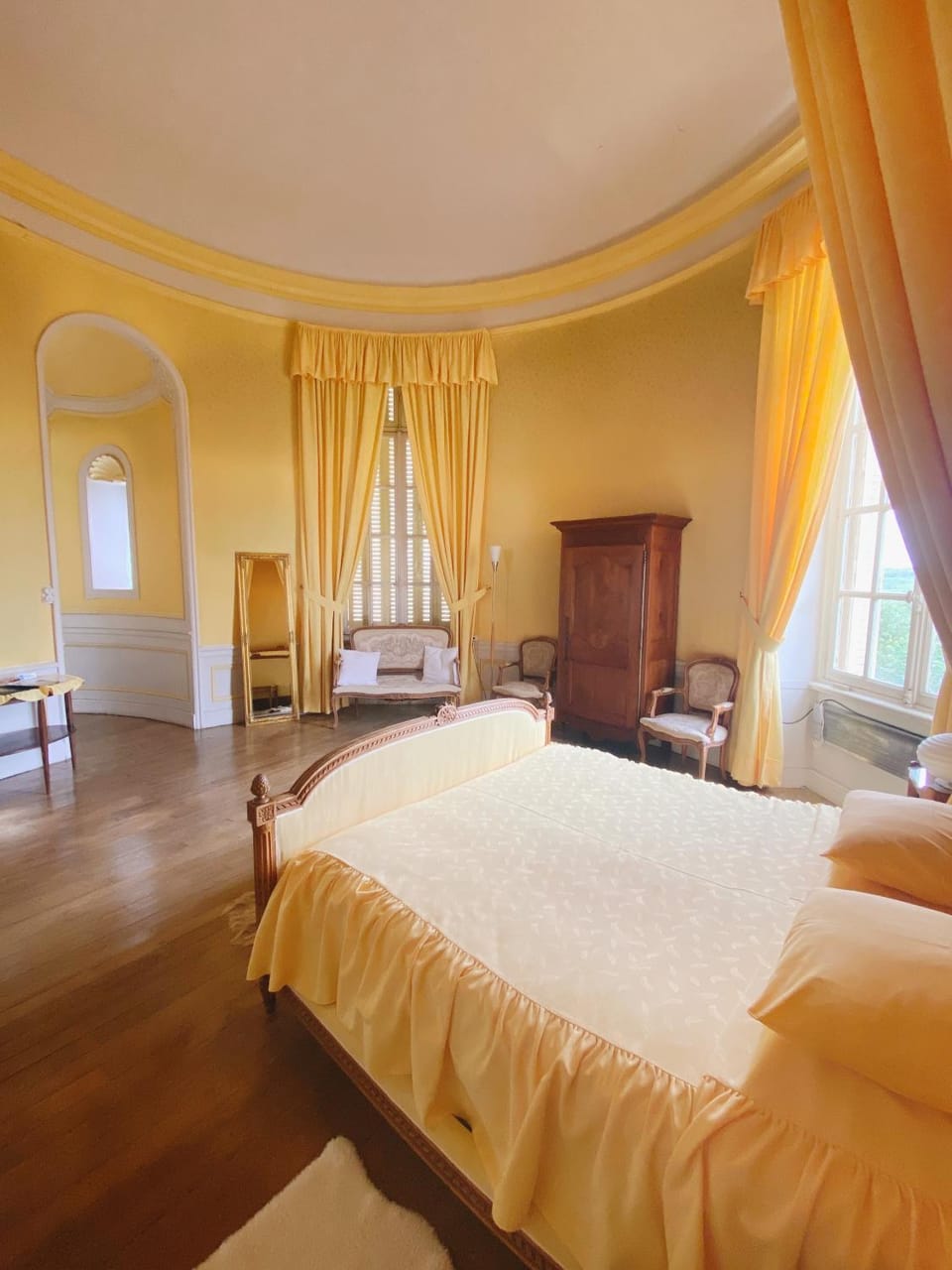 B&B Chateau de Villersexel Bed and Breakfast in Switzerland