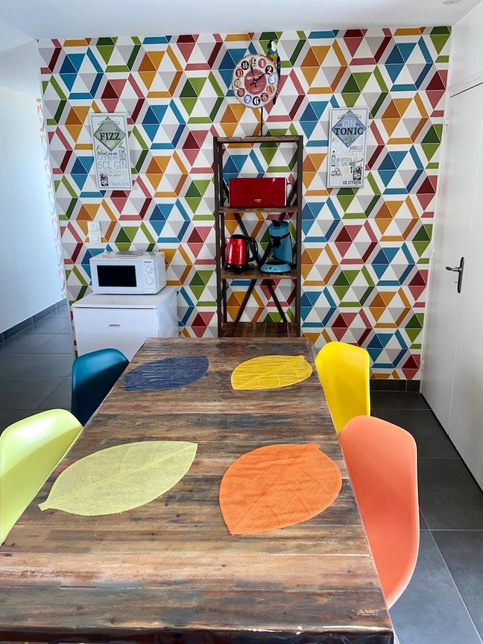 Dining area, storage