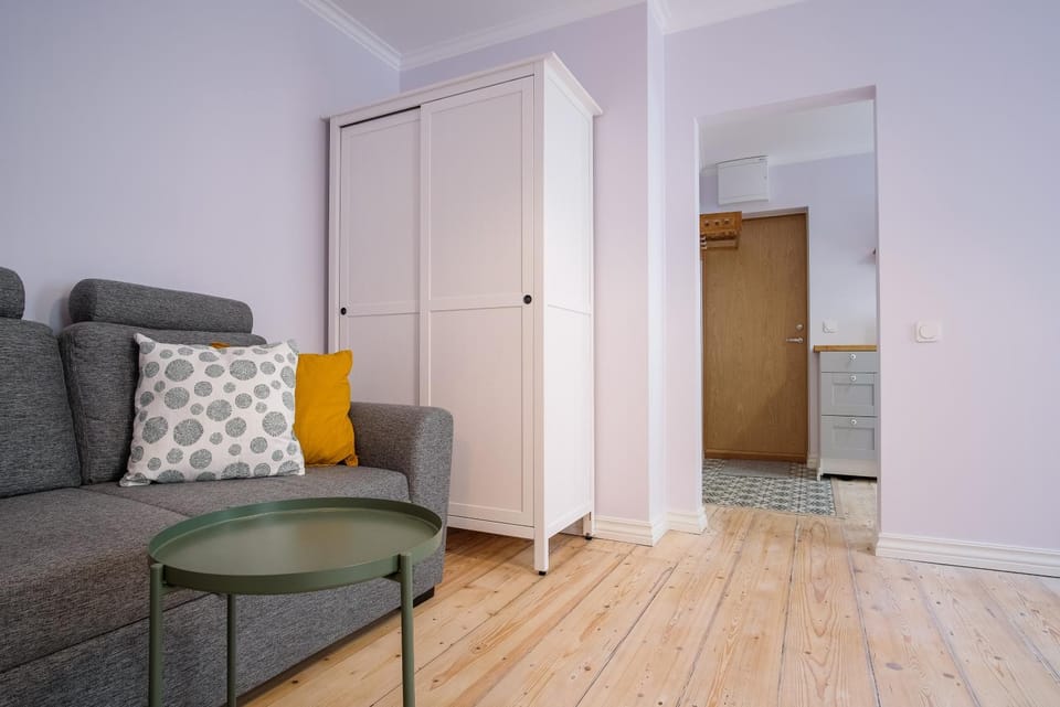 Seating area, wardrobe