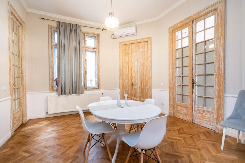 Dining area, air conditioner