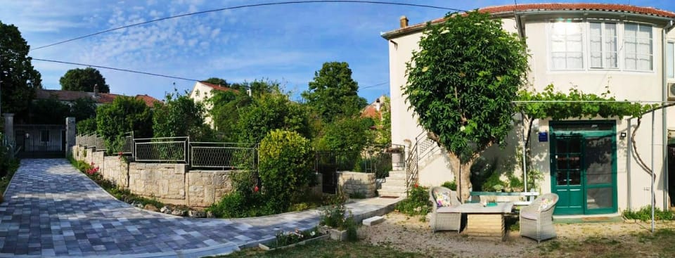 Apartment in Benkovac with a hot tub Apartment in Šibenik-Knin County, Croatia