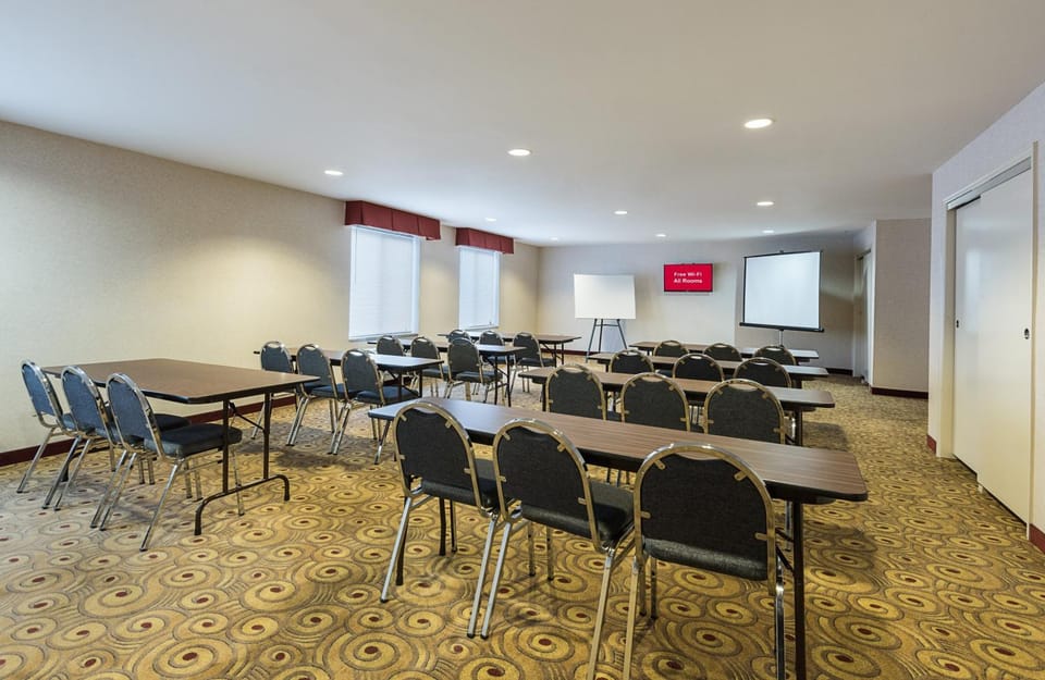 Meeting/conference room