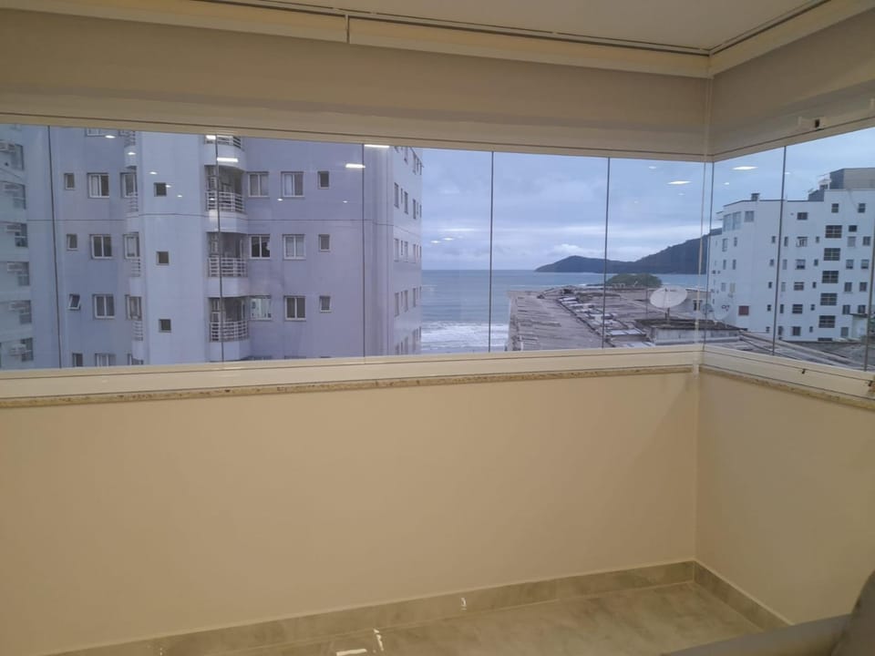 VISTA para o MAR!!! Apartment in Camboriú