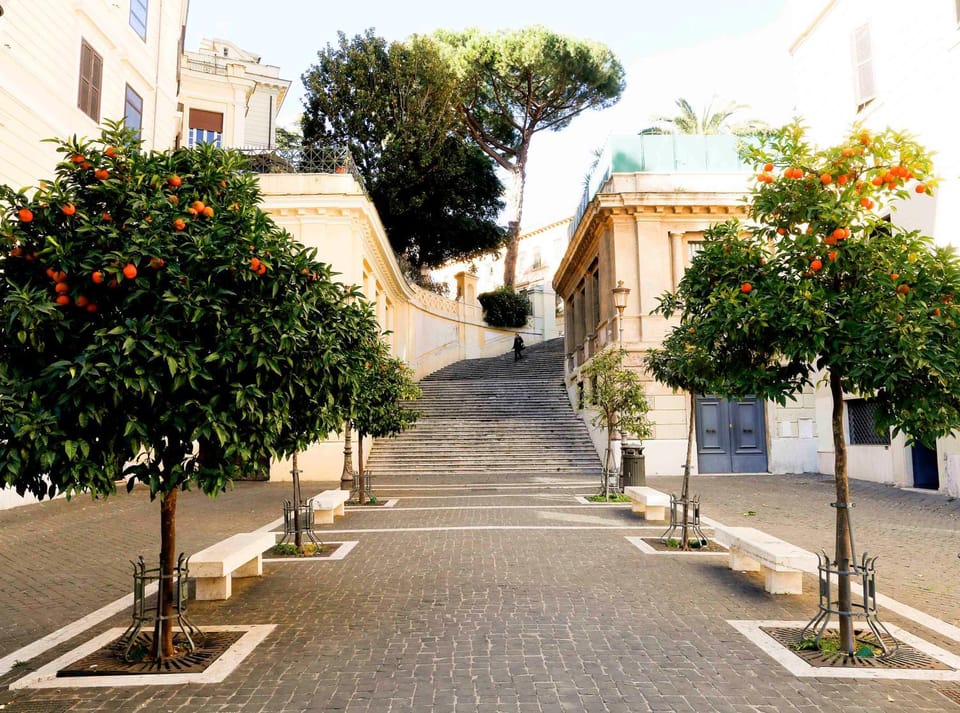Neighbourhood, Street view
