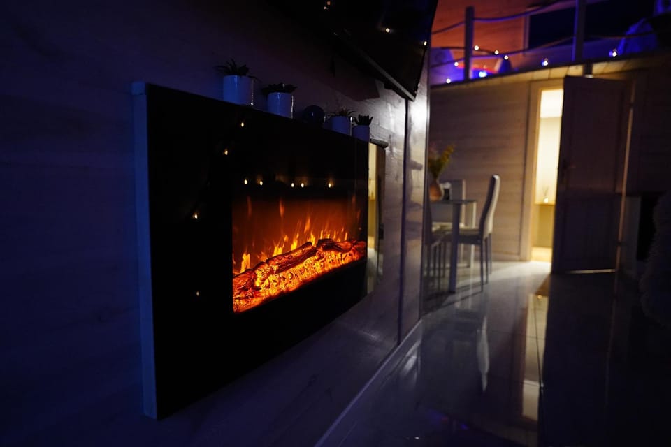 Communal lounge/ TV room, TV and multimedia, Evening entertainment, flat iron