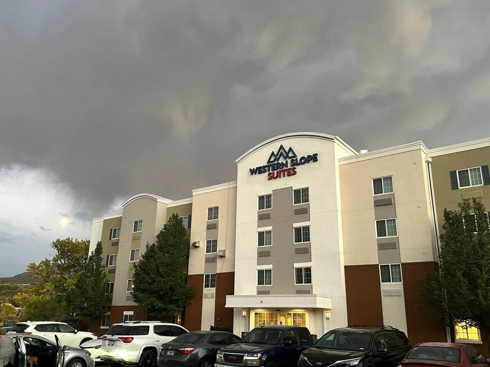 Western Slope Suites Parachute Hotel in Colorado
