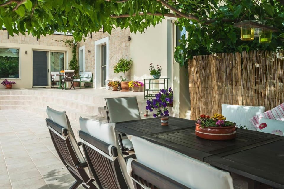 Balcony/Terrace, Seating area, Dining area