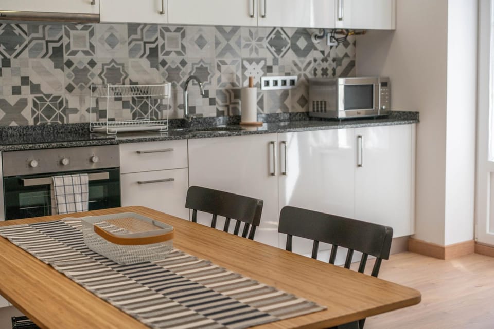 Communal lounge/ TV room, Kitchen or kitchenette, Living room, Dining area