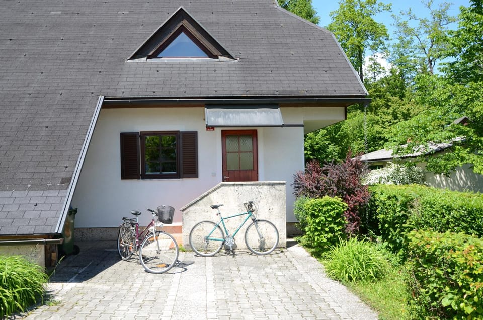 Property building, Cycling, Street view