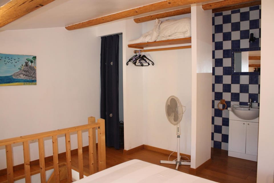 L'Avventura gîte bleu Apartment in Grospierres