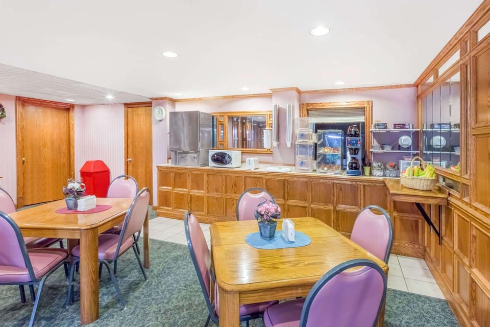 On site, Continental breakfast