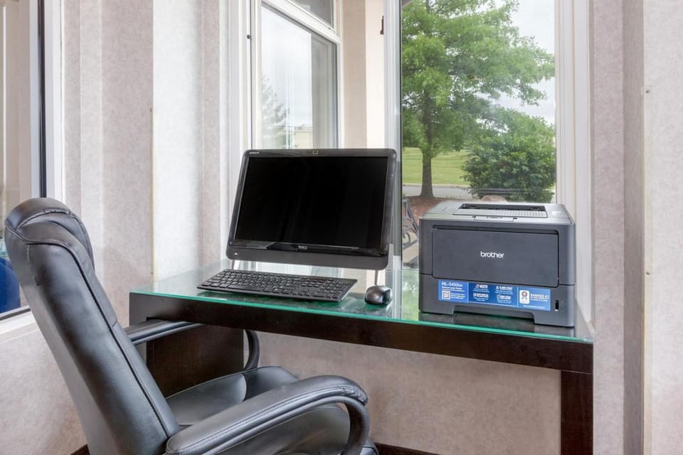 On-site shops, Business facilities