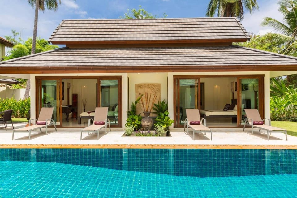 Property building, Swimming pool