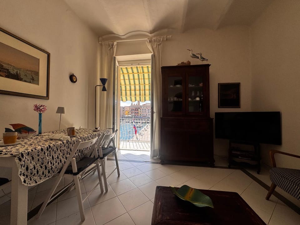 Casa sul Porto vista mozzafiato Apartment in Porto Santo Stefano