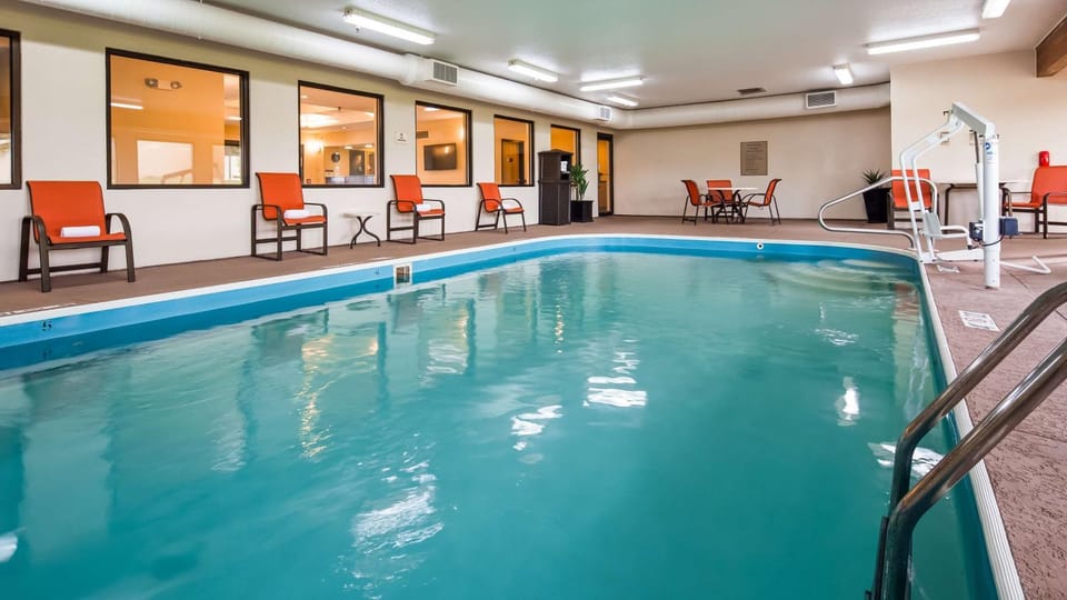 On site, Pool view, Swimming pool, Swimming pool