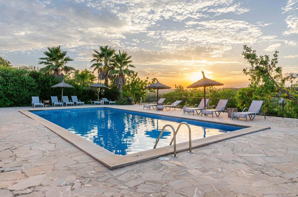 Balcony/Terrace, Swimming pool