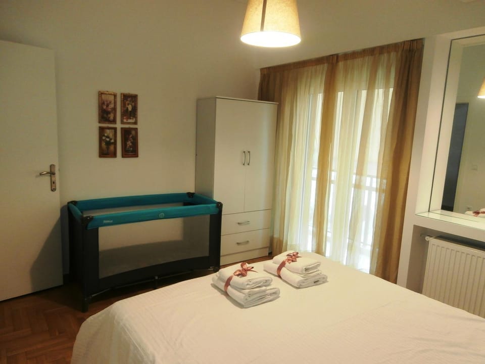 cot