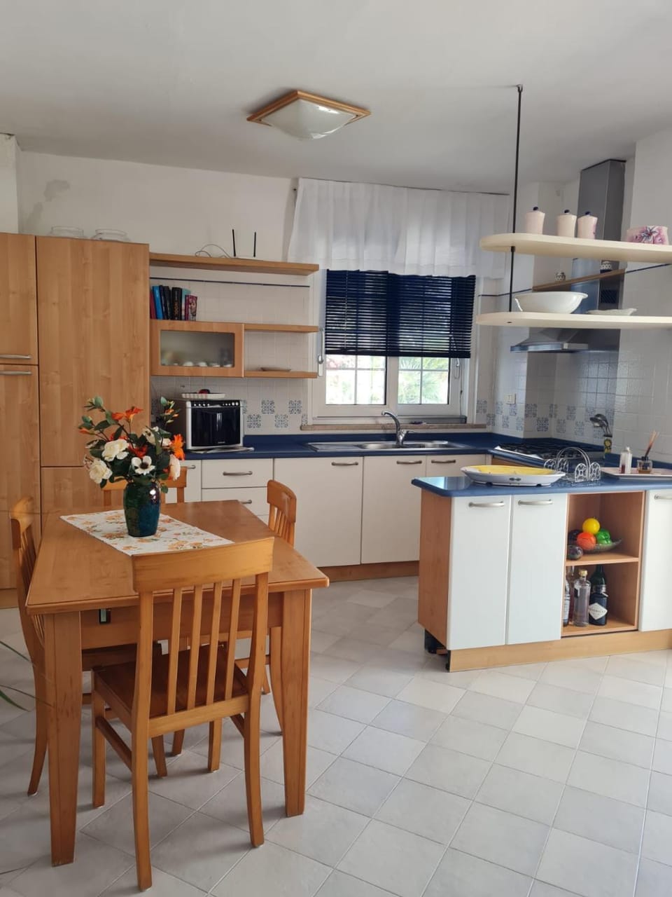 Kitchen or kitchenette, kitchen, kitchen