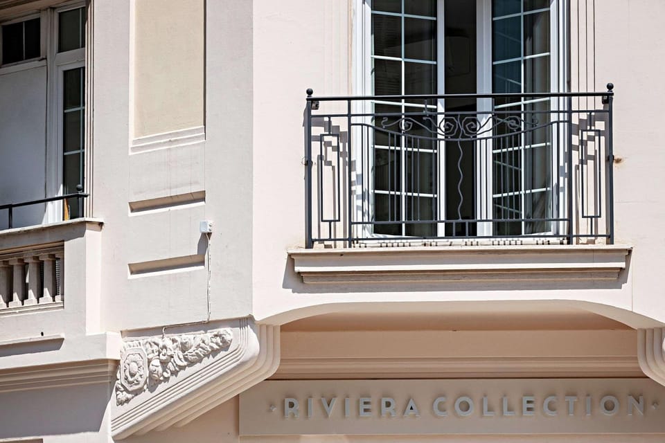 Property building, On site