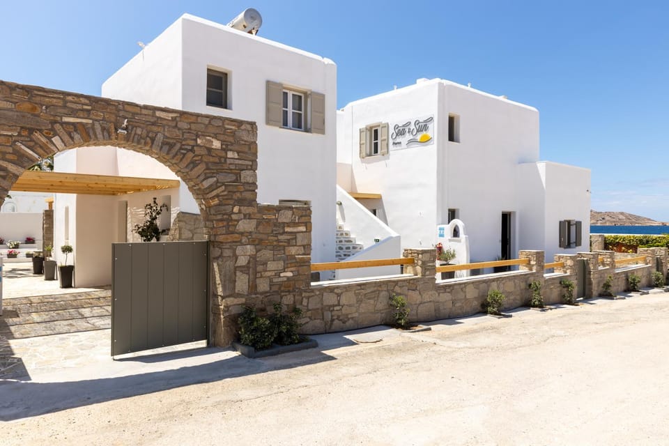 Sea & Sun Paros Hotel in Naousa