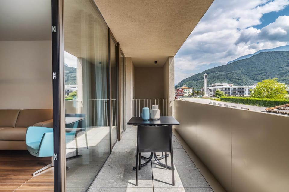 Balcony/Terrace, Living room