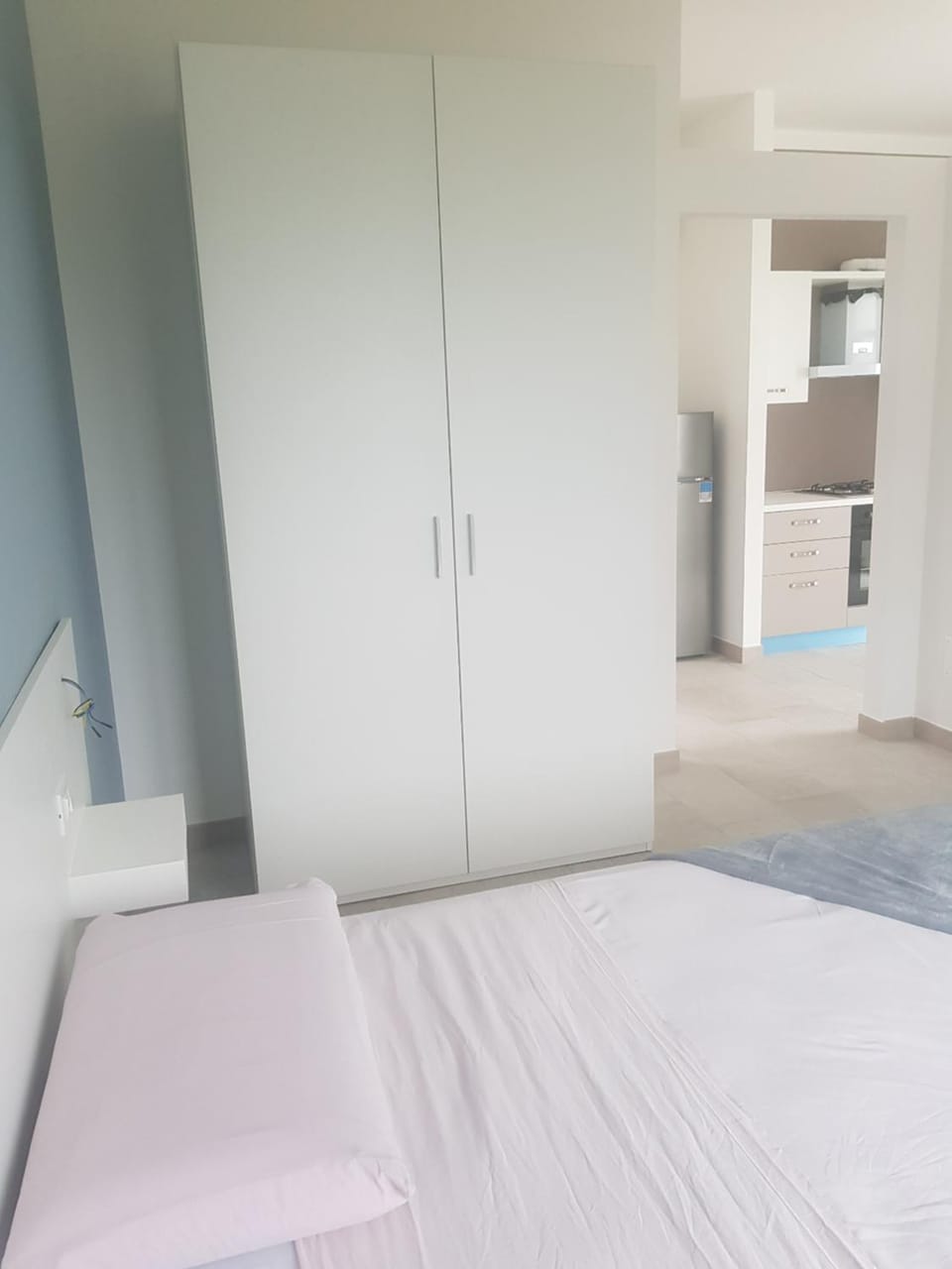 Bed, Photo of the whole room, Bedroom, wardrobe