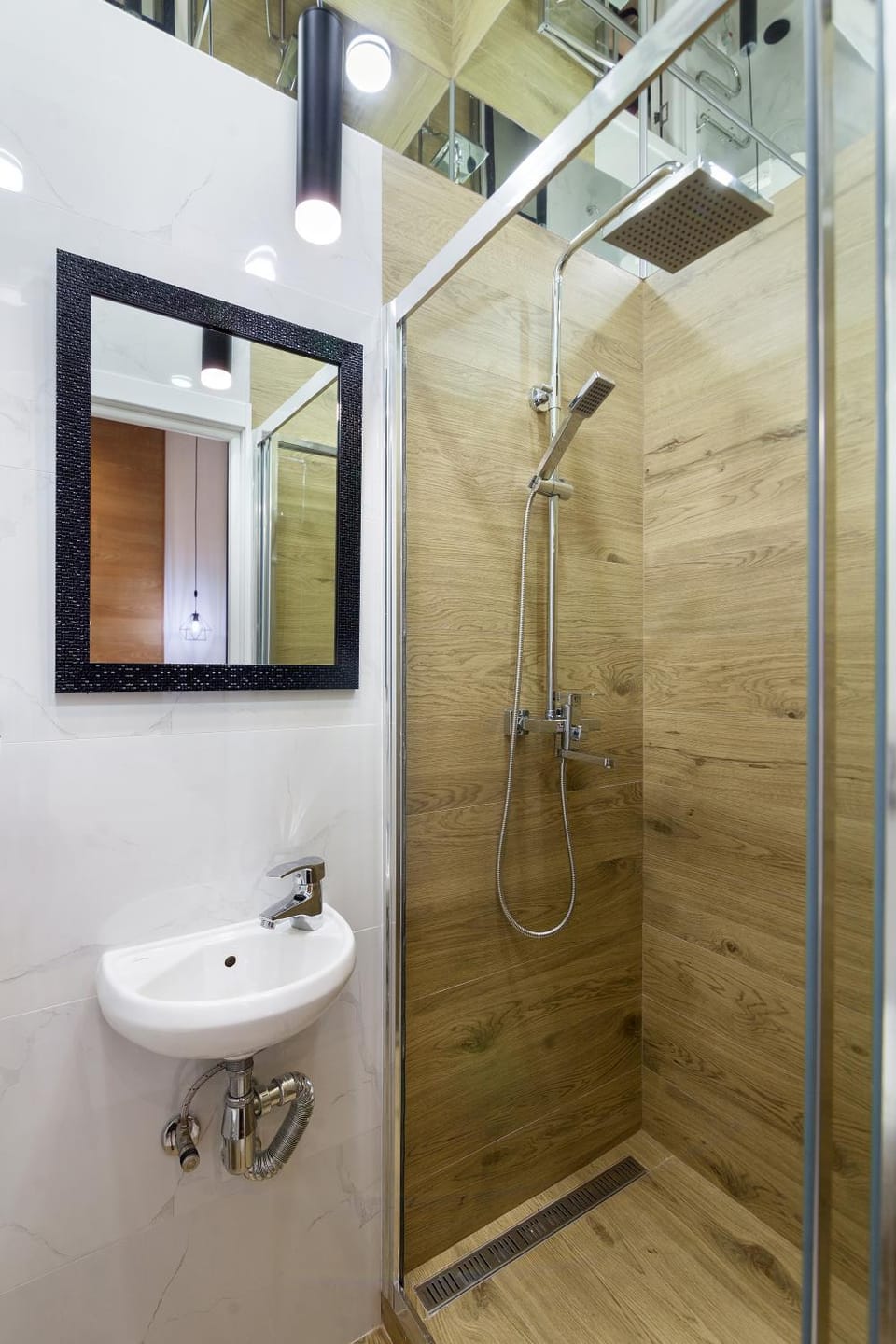 LEOGRAND Loft-studio on Husiak 8 Apartment in Lviv