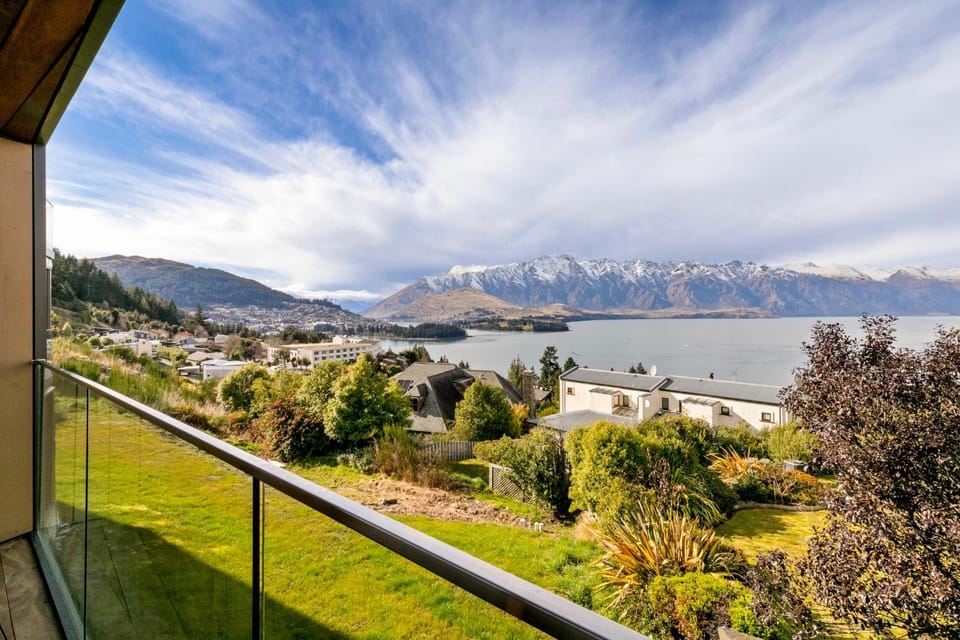 Lake view, Landmark view, Mountain view