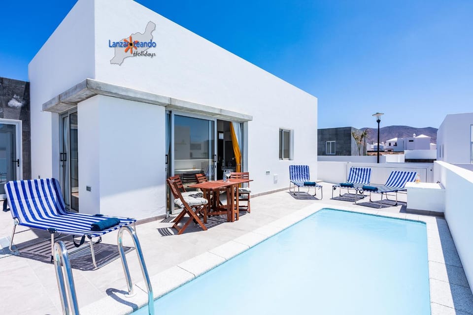 Patio, View (from property/room), Balcony/Terrace, Other, Swimming pool, Swimming pool