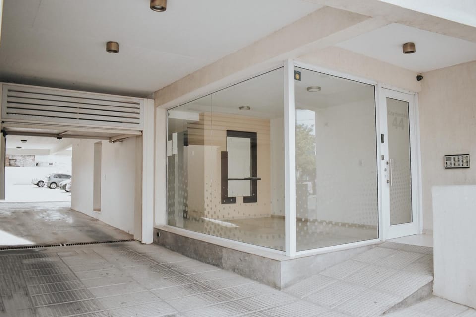 Corrientes Premium con desayuno Apartment in Bahía Blanca