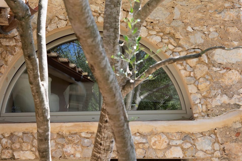 Patio, Facade/entrance, Garden, Balcony/Terrace, Bedroom, Garden view, Landmark view, Mountain view, Inner courtyard view