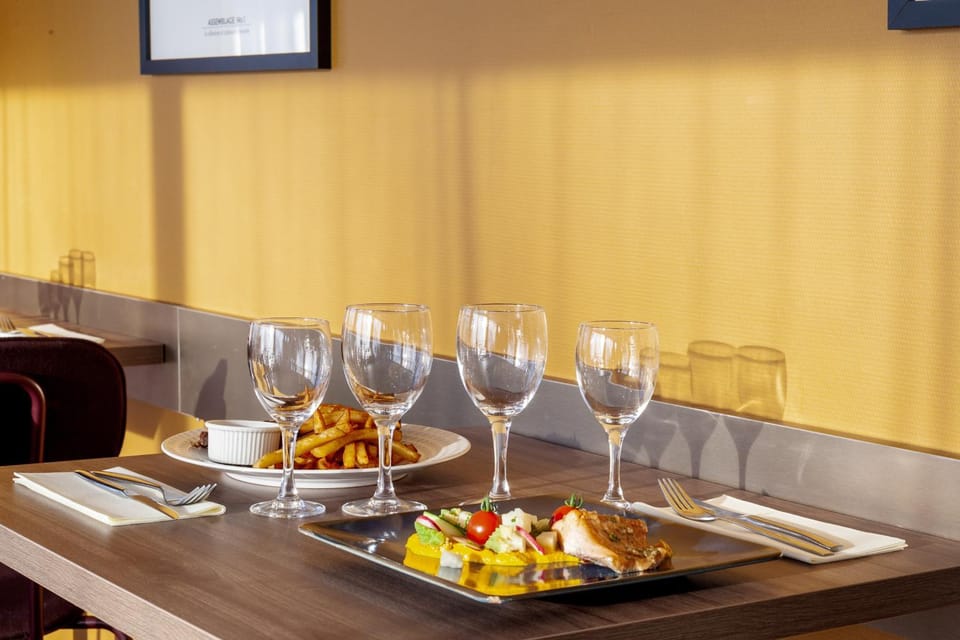 Food and drinks, Lunch, Dinner