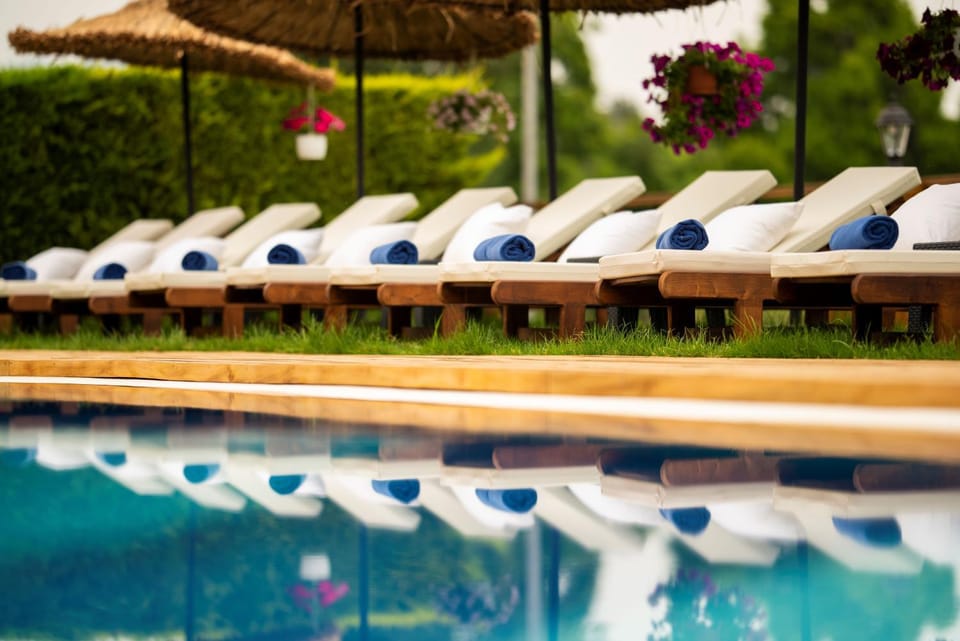 Swimming pool, Swimming pool