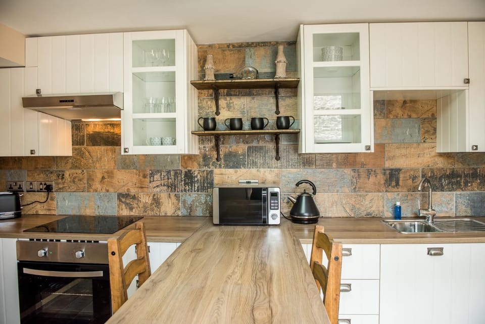 Deluxe Rustic Charlestown Themed Apartment Apartment in Saint Austell