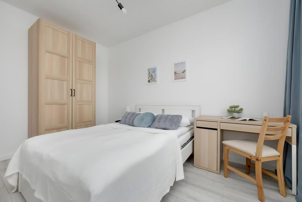 Bed, Bedroom, wardrobe