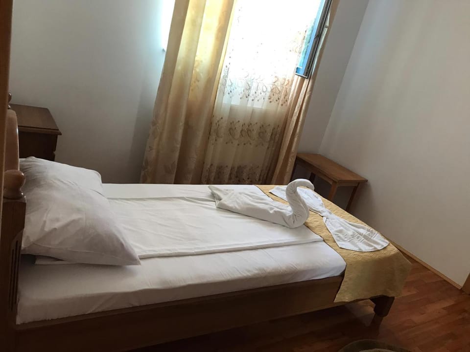 Casa Nursil Bed and Breakfast in Eforie Nord