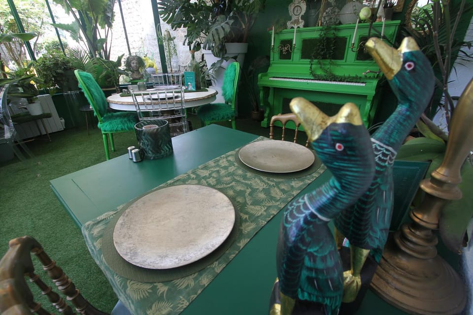 Restaurant/places to eat