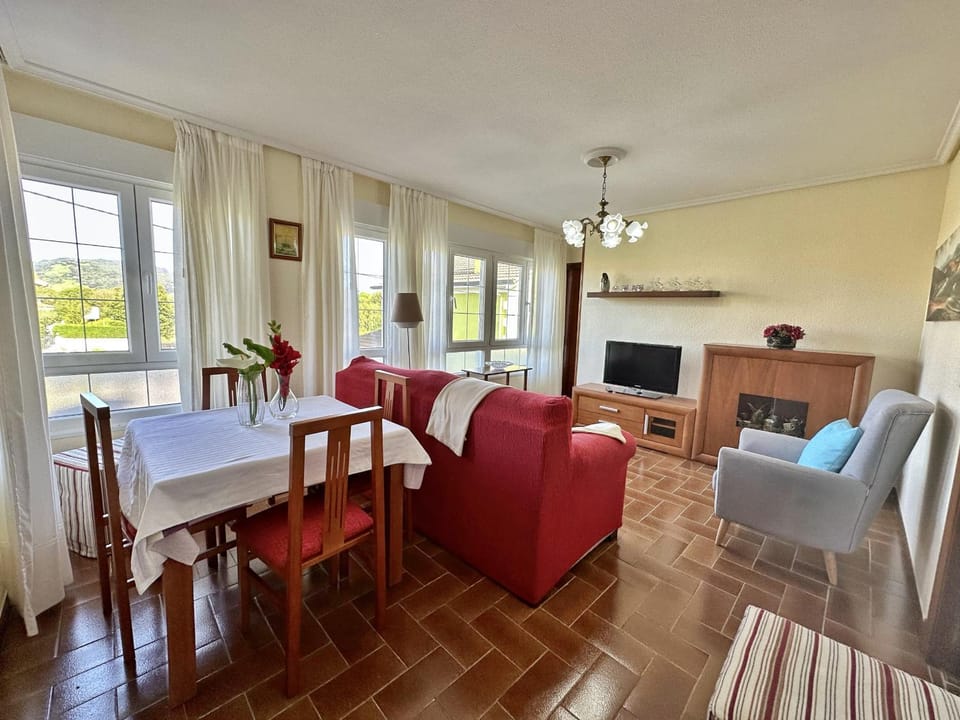Villa Currina - 7801 Apartment in Cantabria