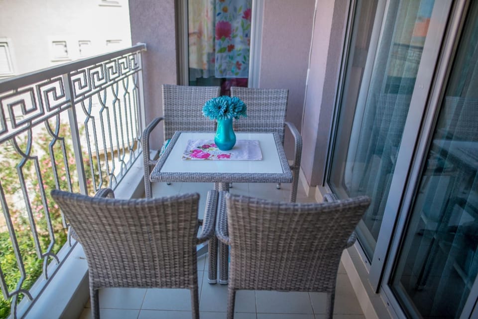 Blue sea apartment Apartment in Budva Municipality