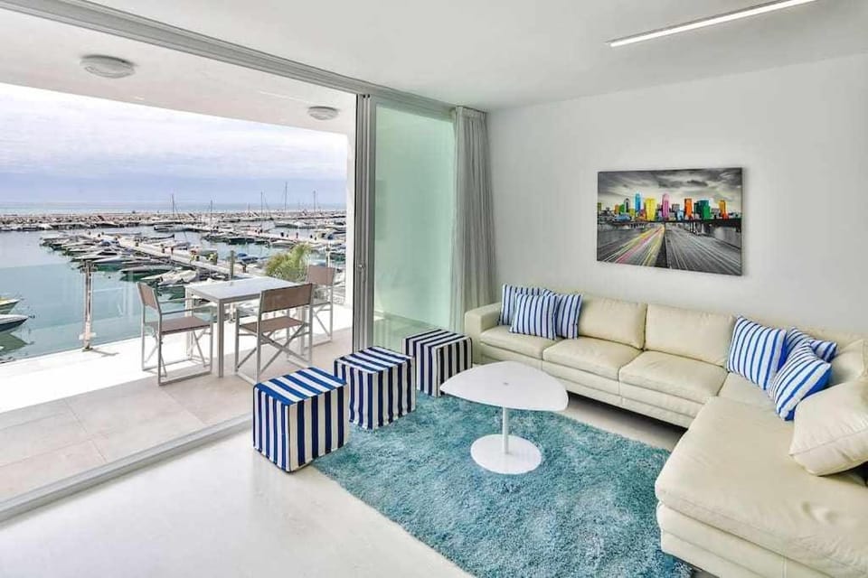 Modern 2 Bed Puerto Banus Apartment K2 Apartment in Marbella