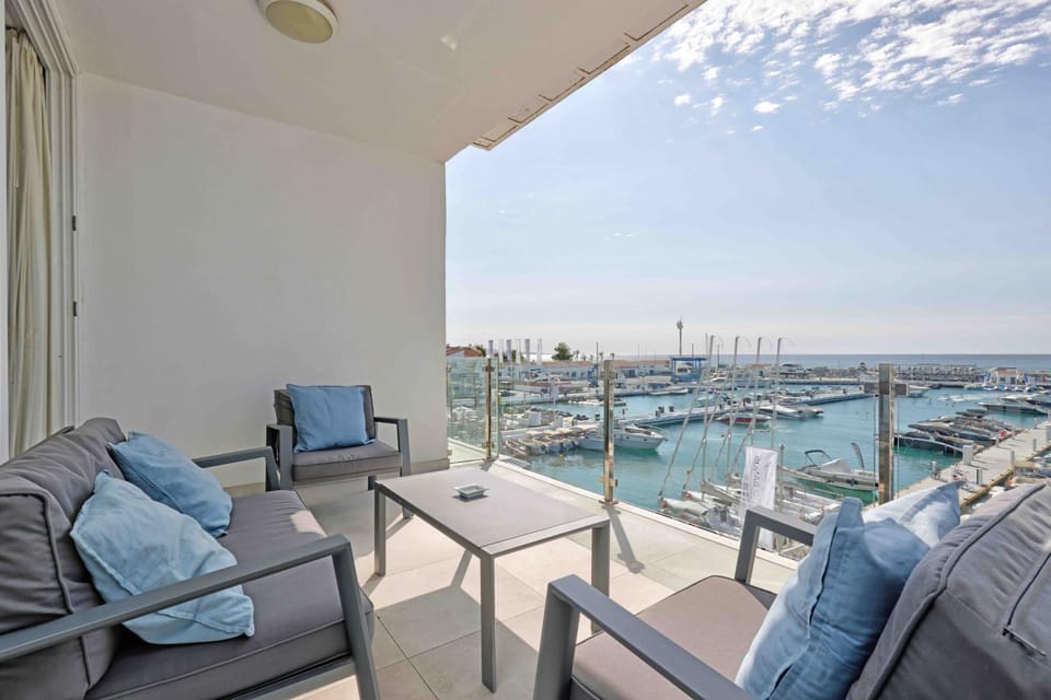 Modern 2 Bed Puerto Banus Apartment K2 Apartment in Marbella