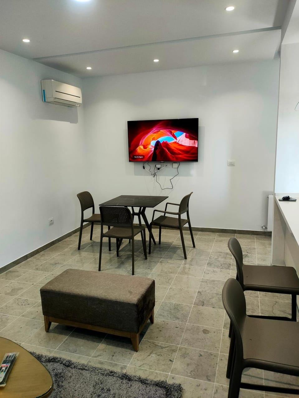 suite better than a Hotel jardin de carthage Apartment in Tunis Governorate, Tunisia