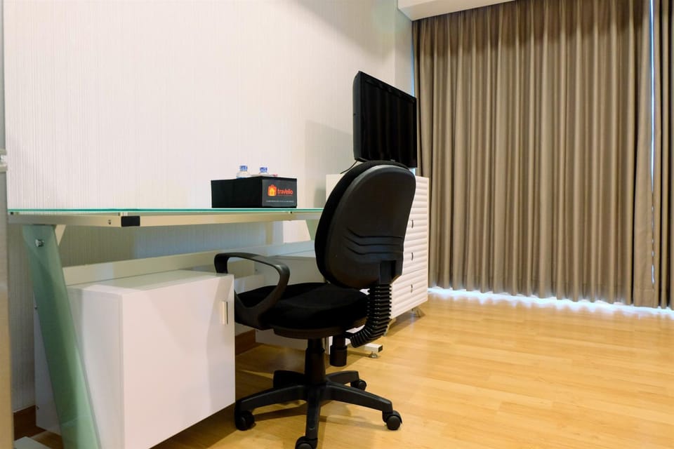 Seating area, Bedroom