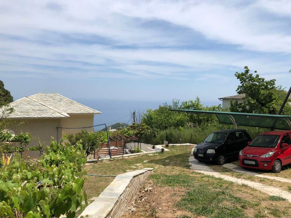 Elenis Vista Mare House in Magnesia Prefecture, Greece