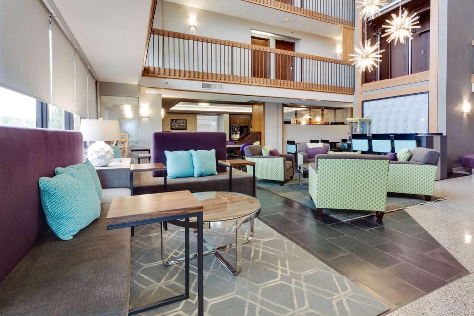 Lobby or reception, On site