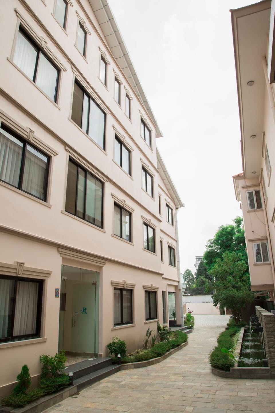 Property building, Facade/entrance