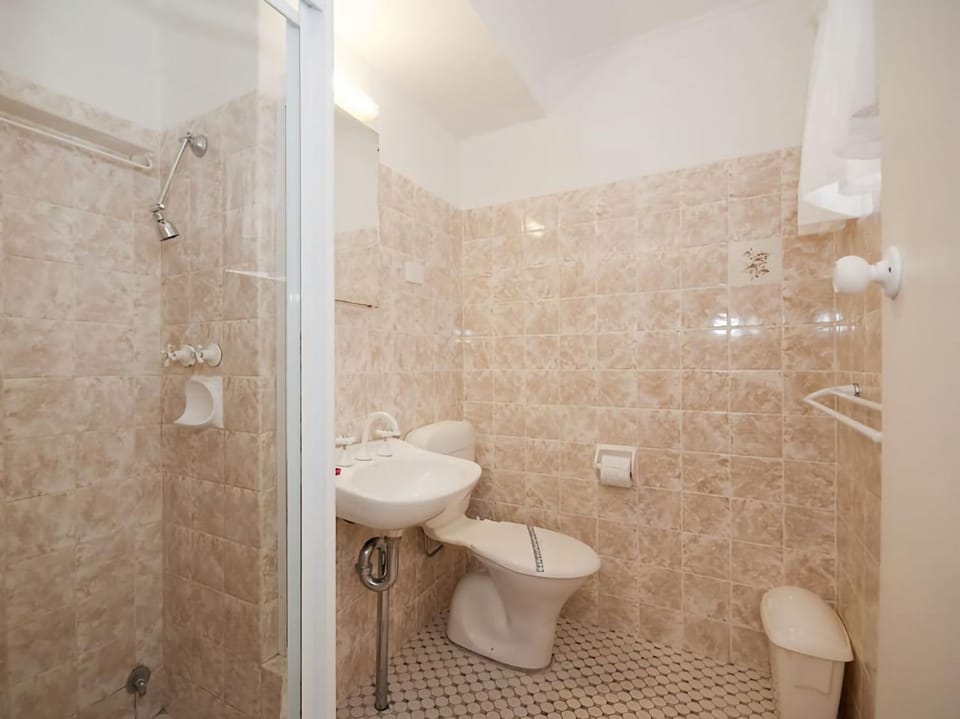 Beachside Shoal Bay Unit 6 Apartment in Shoal Bay