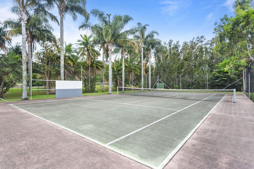 Tennis court