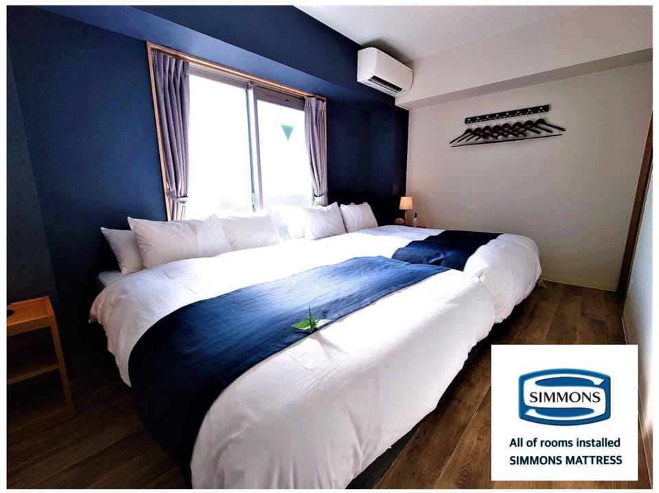 Bed, Bedroom, internet, air conditioner