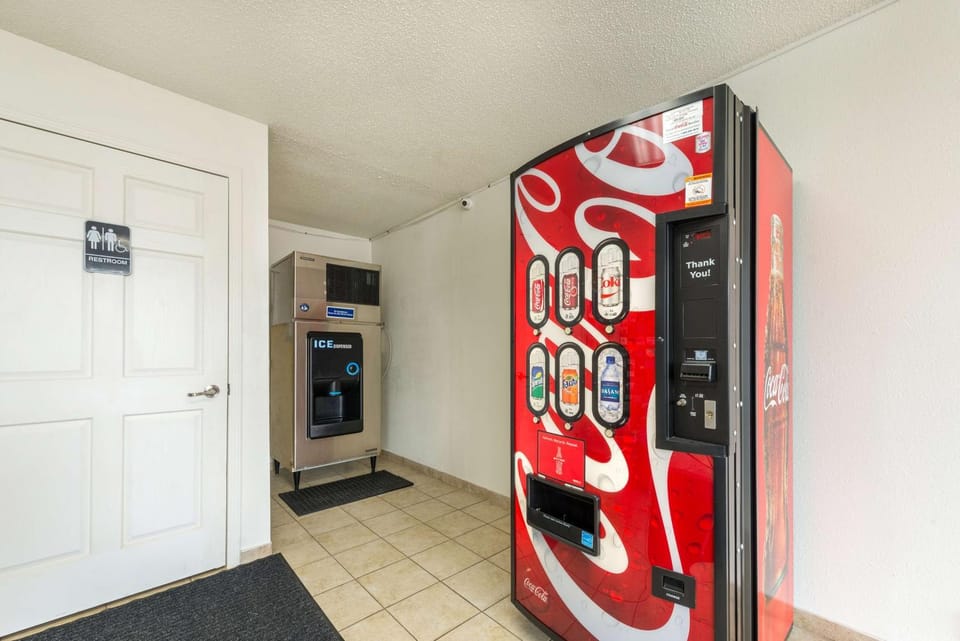 Property building, vending machine